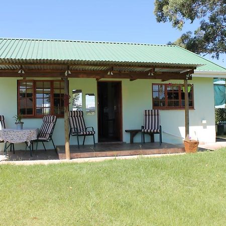 Cicada Self Catering Cottage Underberg Bagian luar foto