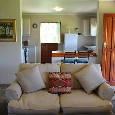 Cicada Self Catering Cottage Underberg Bagian luar foto
