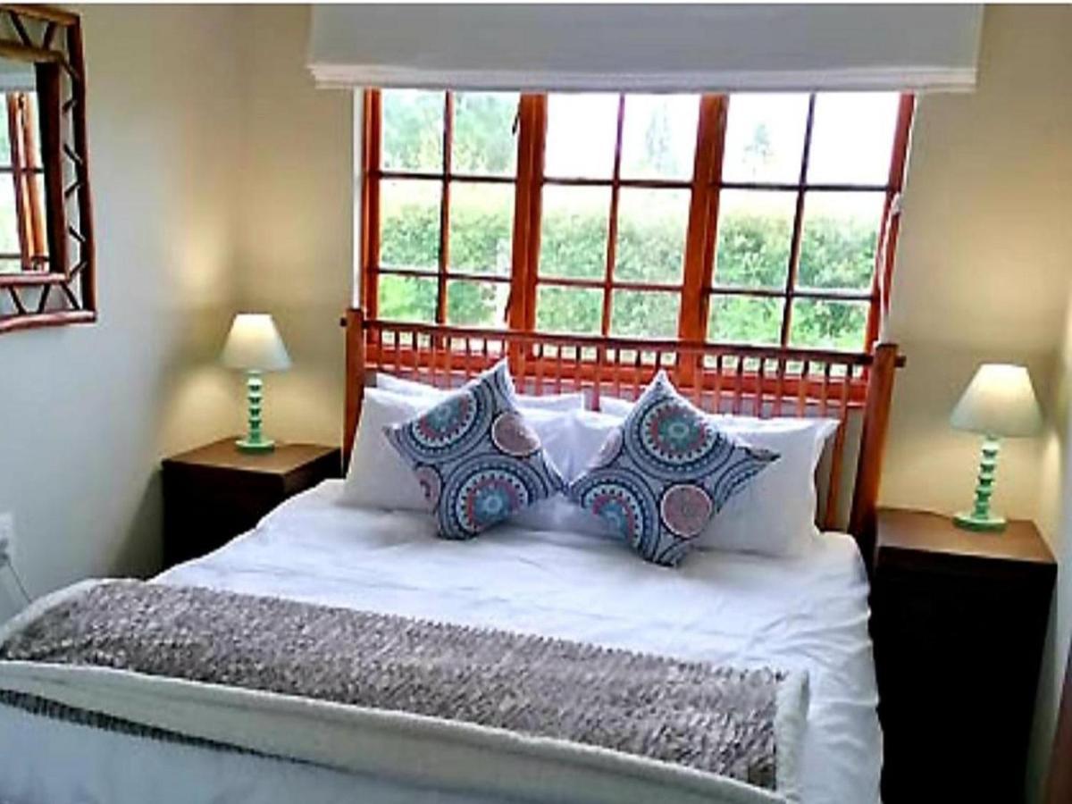 Cicada Self Catering Cottage Underberg Bagian luar foto