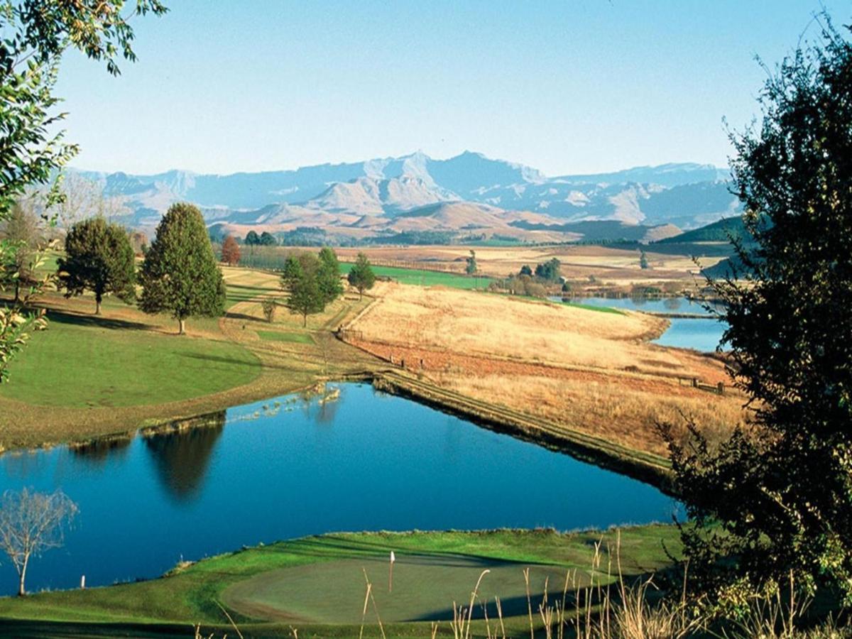 Cicada Self Catering Cottage Underberg Bagian luar foto
